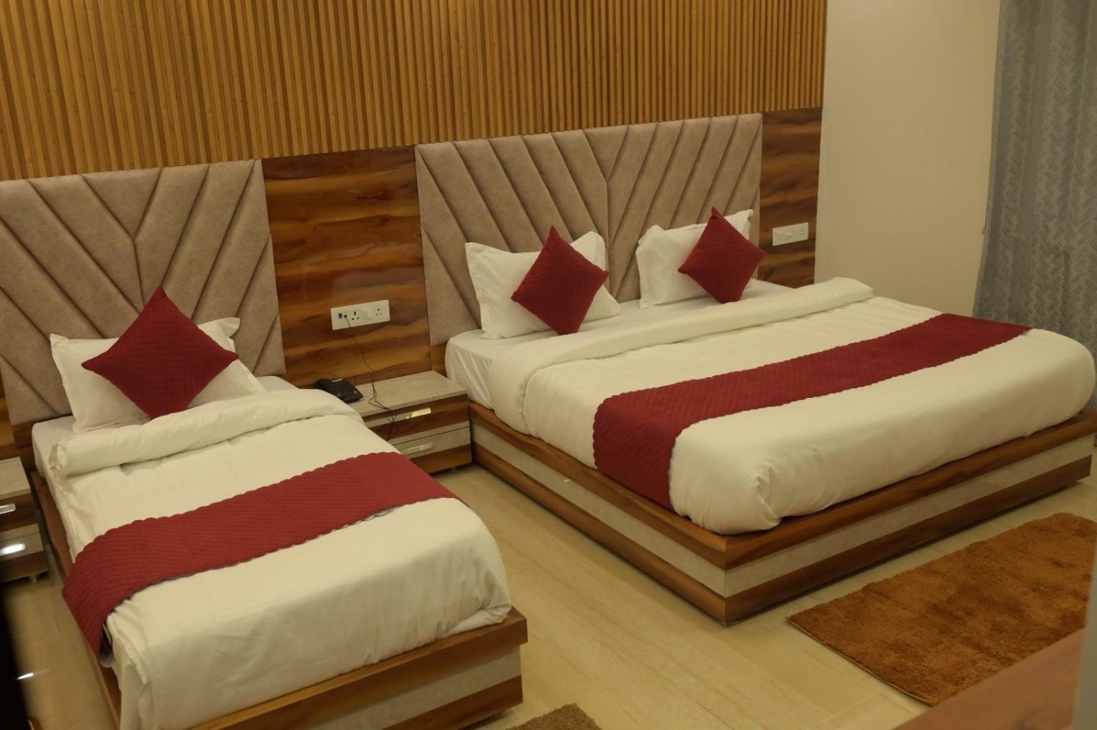 Hotel Udit Inn Rudraprayāg Exterior foto